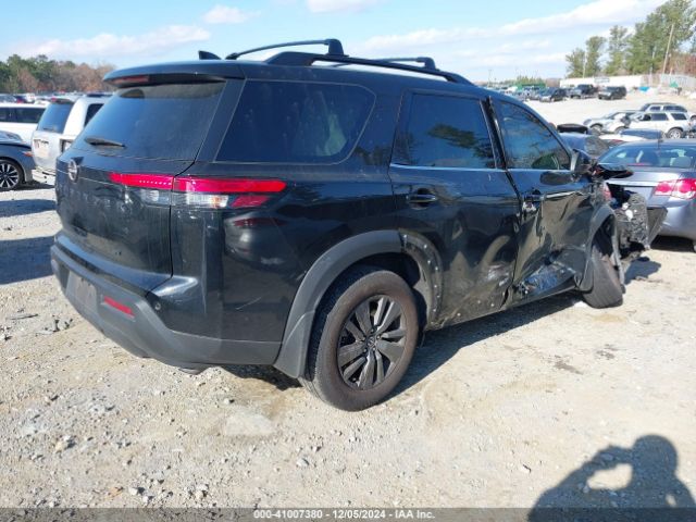 5N1DR3BA1NC218383 Nissan Pathfinder Sv 2wd