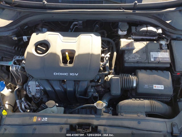 Hyundai ELANTRA SE 2018 5NPD74LF5JH392322 Image 10
