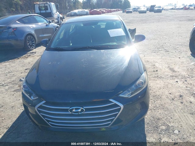 Hyundai ELANTRA SE 2018 5NPD74LF5JH392322 Image 12