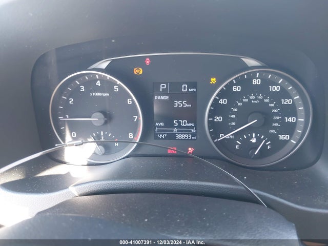 Hyundai ELANTRA SE 2018 5NPD74LF5JH392322 Image 7