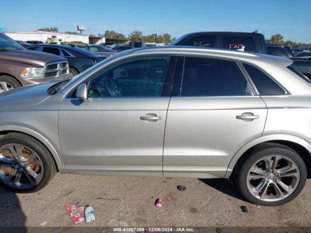 WA1GCCFS5HR013280 Audi Q3 2.0t Premium