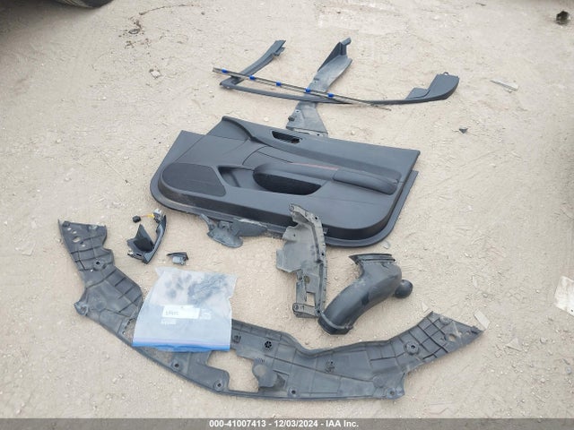 19UUB1F50FA013923 Acura TLX TECH