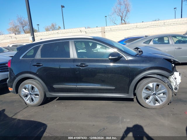 KNDCE3LG6K5015441 KIA Niro Ev Ex Premium
