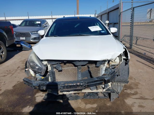 KNALN4D70G5216311 KIA Cadenza Premium
