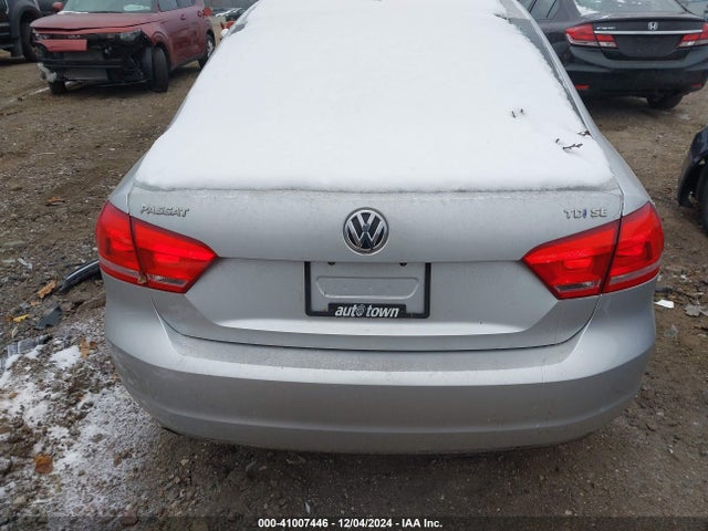 1VWBV7A33FC089336 Volkswagen Passat 2.0l Tdi Se