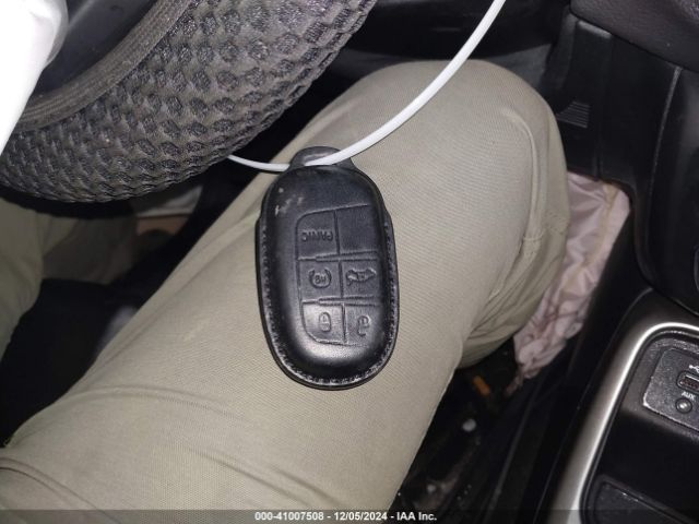 3C4NJCBB0MT571080 Jeep Compass Latitude Fwd
