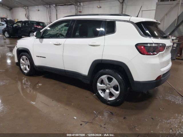 3C4NJCBB0MT571080 Jeep Compass Latitude Fwd