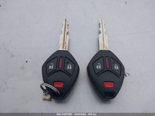 4A4AP3AUXEE030192 Mitsubishi Outlander Sport Es