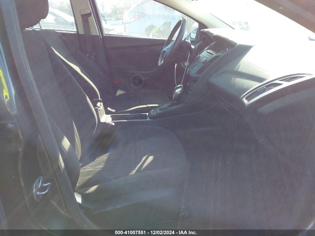 Ford FOCUS SE 2016 1FADP3F27GL275967 Image 5