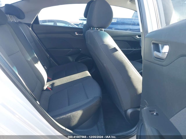 Hyundai ACCENT SE 2018 3KPC24A3XJE022068 Image 8