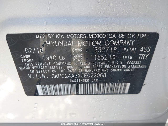 Hyundai ACCENT SE 2018 3KPC24A3XJE022068 Image 9