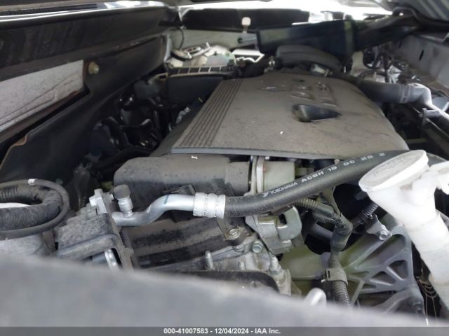 JA4AZ3A33JZ009318 Mitsubishi Outlander Se