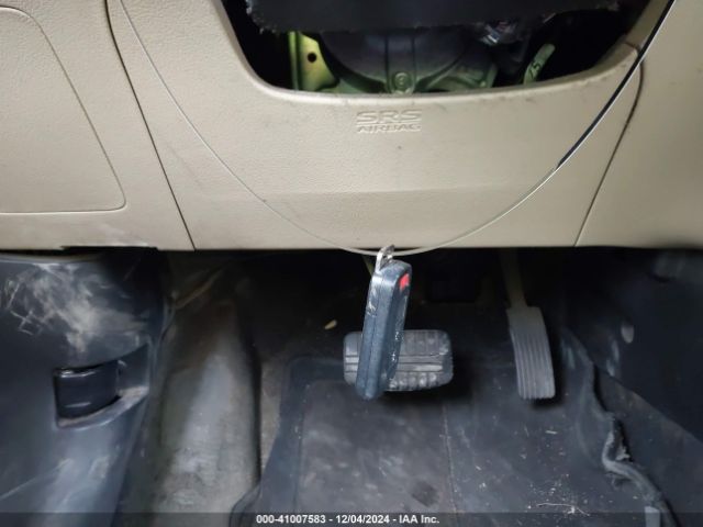 JA4AZ3A33JZ009318 Mitsubishi Outlander Se