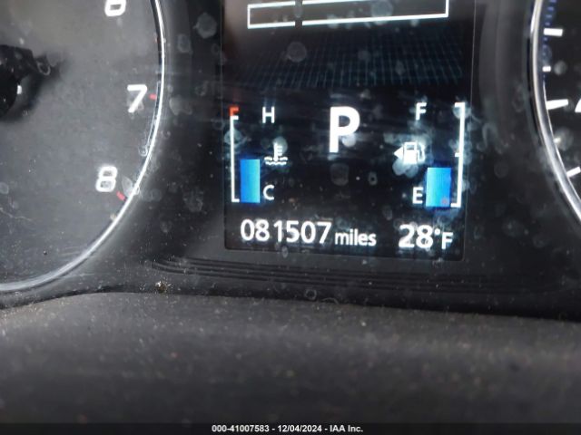 JA4AZ3A33JZ009318 Mitsubishi Outlander Se