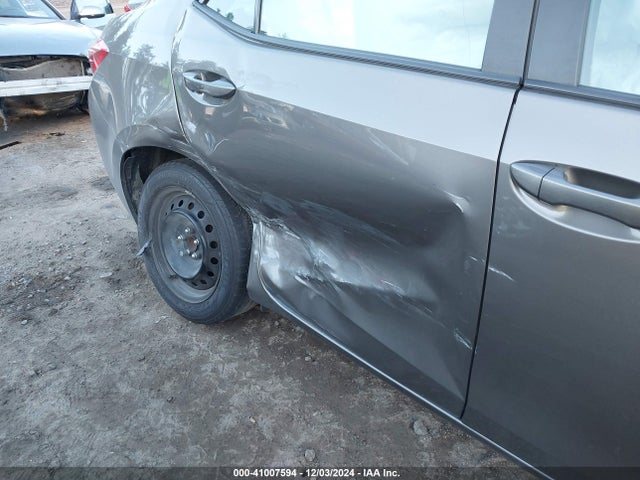 Toyota COROLLA LE 2018 2T1BURHE0JC968477 Image 17