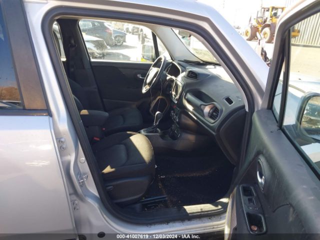 ZACCJBBB8HPG44470 Jeep Renegade Latitude 4x4