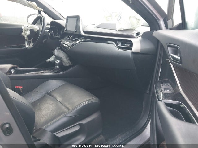 Toyota C-hr Limited 2019 JTNKHMBX1K1024609 Image 5