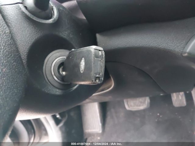 3KPF24AD8ME297528 KIA Forte Lxs