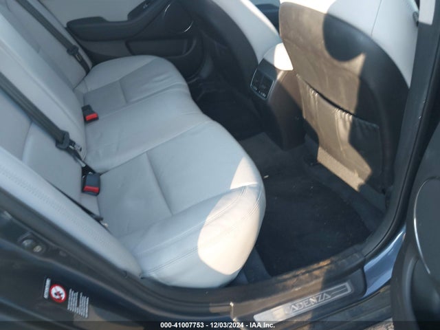 KNALN4D78E5141323 KIA Cadenza Limited