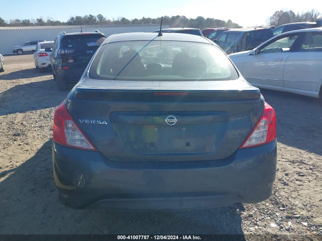 3N1CN7AP4HL856227 Nissan Versa 1.6 S+