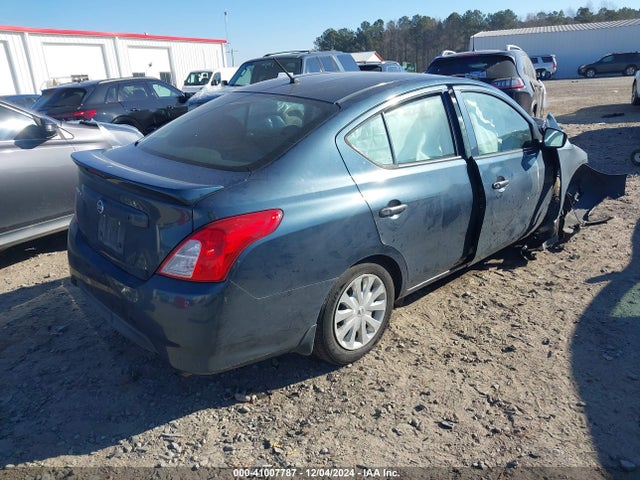 3N1CN7AP4HL856227 Nissan Versa 1.6 S+