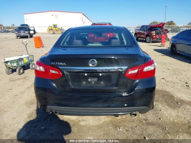 Nissan Altima 2.5 S 2018 1N4AL3AP0JC231933 Image 16