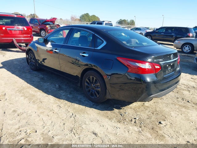 Nissan Altima 2.5 S 2018 1N4AL3AP0JC231933 Image 3