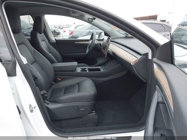 2023 TESLA MODEL Y 7SAYGDEE2PA101238 Photo 4
