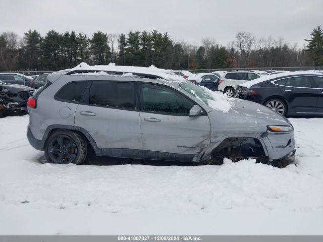 1C4PJMCB3JD529713 Jeep Cherokee Latitude 4x4