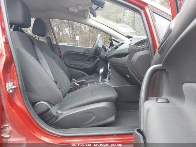Ford FIESTA SE 2018 3FADP4BJ4JM103419 Image 5