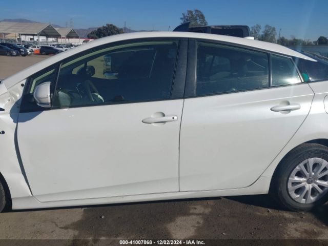 JTDKARFU8K3088754 Toyota Prius Le