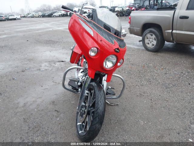 2017 INDIAN MOTORCYCLE CO. CHIEFTAIN 56KTCNAA2H3355362 Photo 4