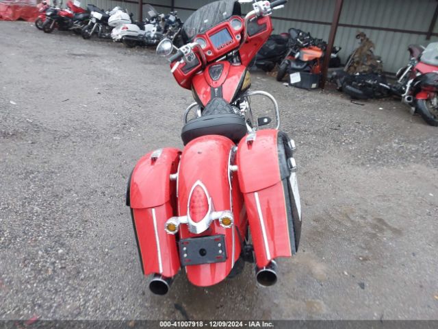 2017 INDIAN MOTORCYCLE CO. CHIEFTAIN 56KTCNAA2H3355362 Photo 5