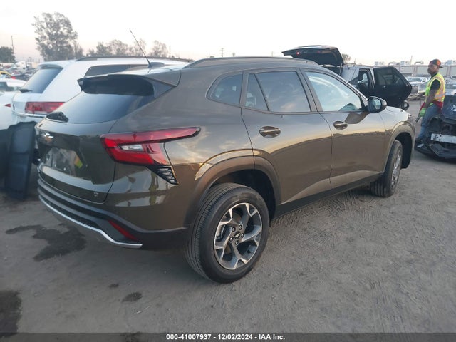 Chevrolet Trax Fwd Lt 2024 KL77LHE22RC093949 Image 4