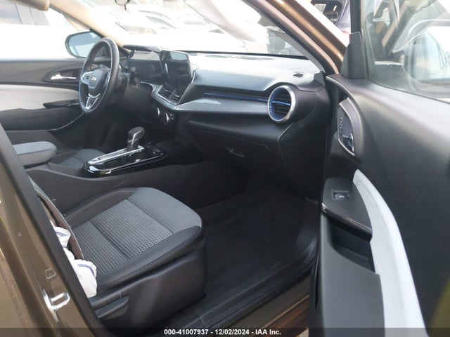 Chevrolet Trax Fwd Lt 2024 KL77LHE22RC093949 Image 5