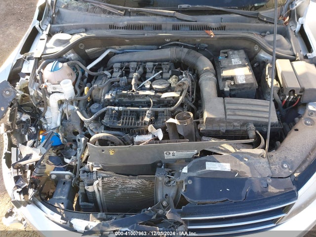 3VWD17AJ6FM257858 Volkswagen Jetta 1.8t Se