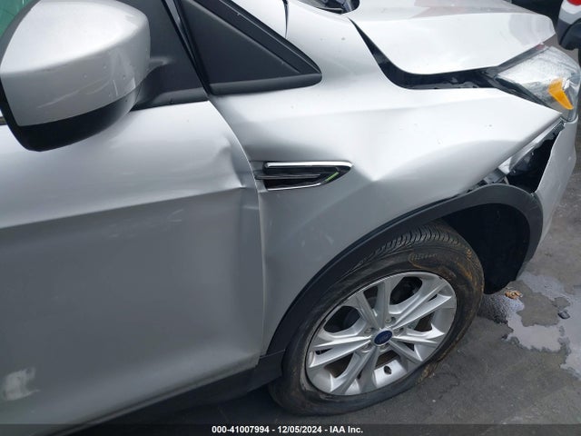 Ford ESCAPE SEL 2019 1FMCU0HD0KUB62145 Image 18