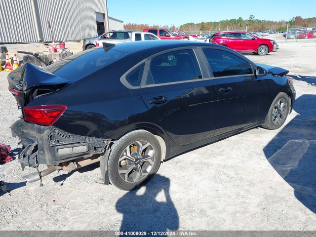 3KPF24AD9KE066232 KIA Forte Lxs