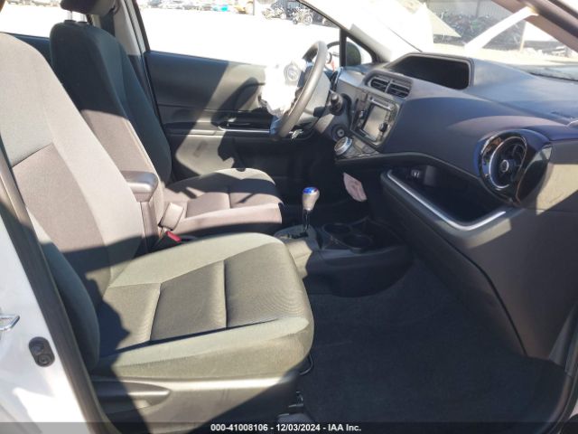 JTDKDTB34F1583150 Toyota Prius C Two