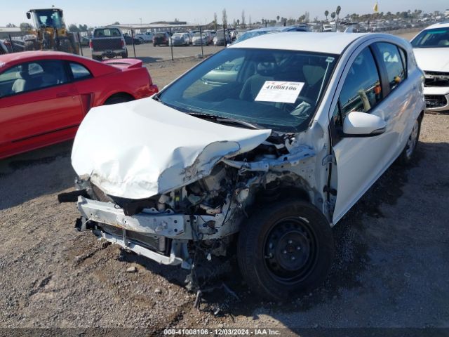 JTDKDTB34F1583150 Toyota Prius C Two