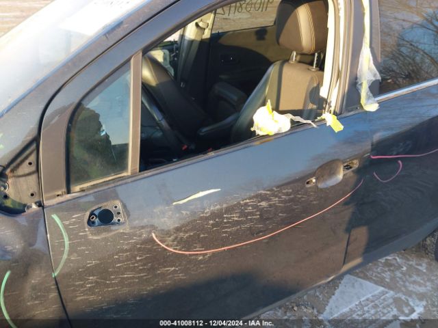 3GNCJLSB1KL396656 Chevrolet Trax Lt