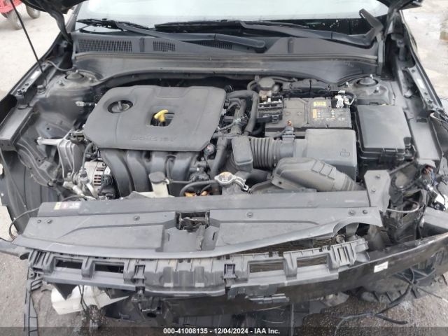 3KPF24AD8ME267333 KIA Forte Lxs
