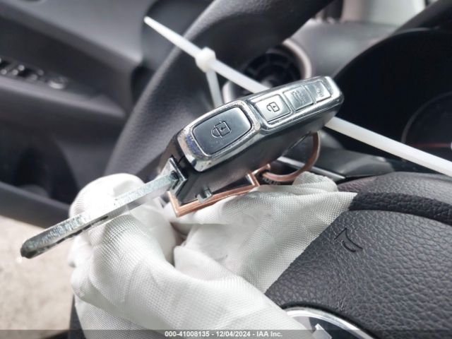 3KPF24AD8ME267333 KIA Forte Lxs