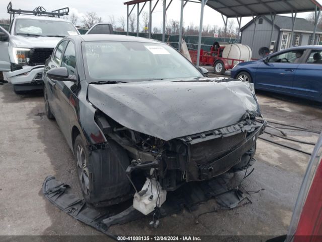 3KPF24AD8ME267333 KIA Forte Lxs