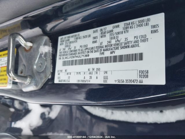 5LMCJ1D97HUL71369 Lincoln Mkc Premiere