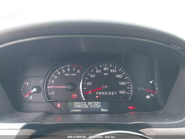 2011 CADILLAC DTS 1G6KD5E61BU143884 Photo 6