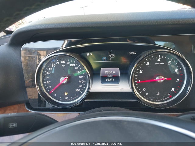 WDDZF4KB8JA327906 Mercedes-Benz E 300 4matic