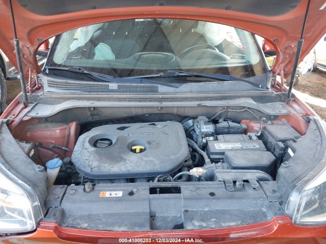 KIA SOUL + 2018 KNDJP3A57J7563468 Image 10