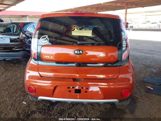 KIA SOUL + 2018 KNDJP3A57J7563468 Image 16