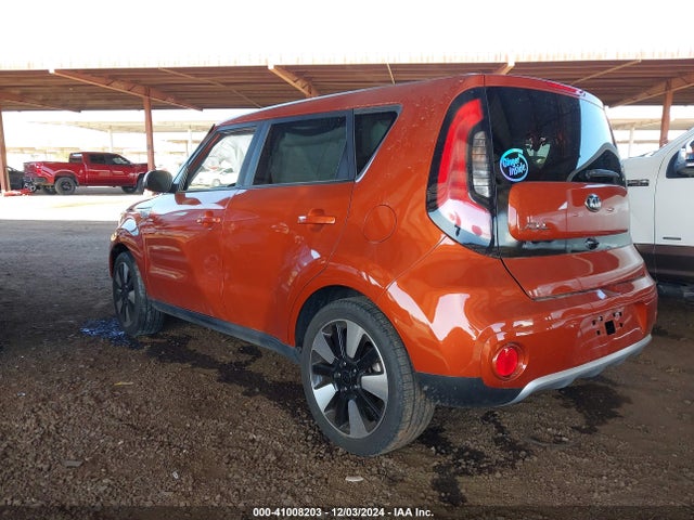KIA SOUL + 2018 KNDJP3A57J7563468 Image 3